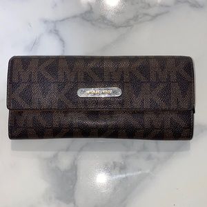 Michael Kors wallet